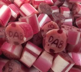 Dåbsbolsjer lyserød